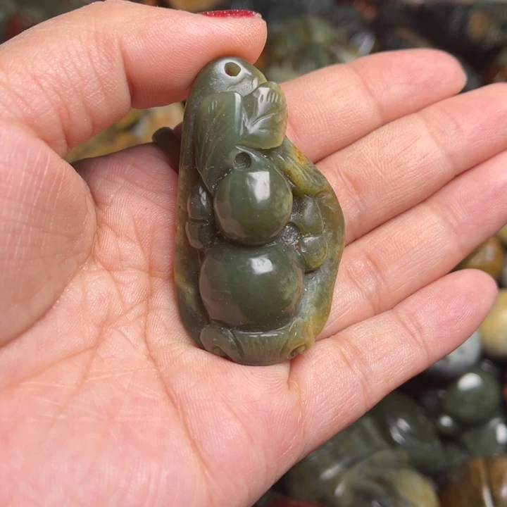 岫岩河磨玉（透闪石质玉）未镶嵌挂件