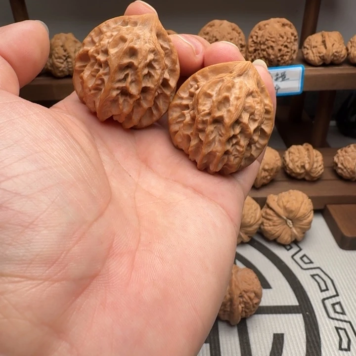 把件文玩核桃曹大龙