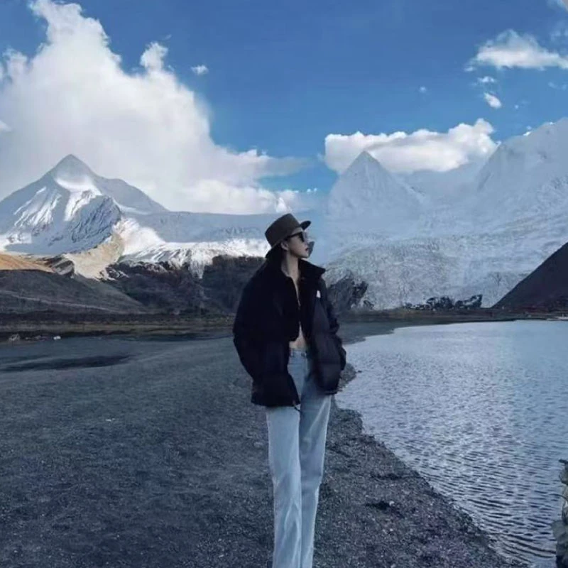 美版羽绒服宽松防水加厚立领刺绣保暖户外羽绒服男款