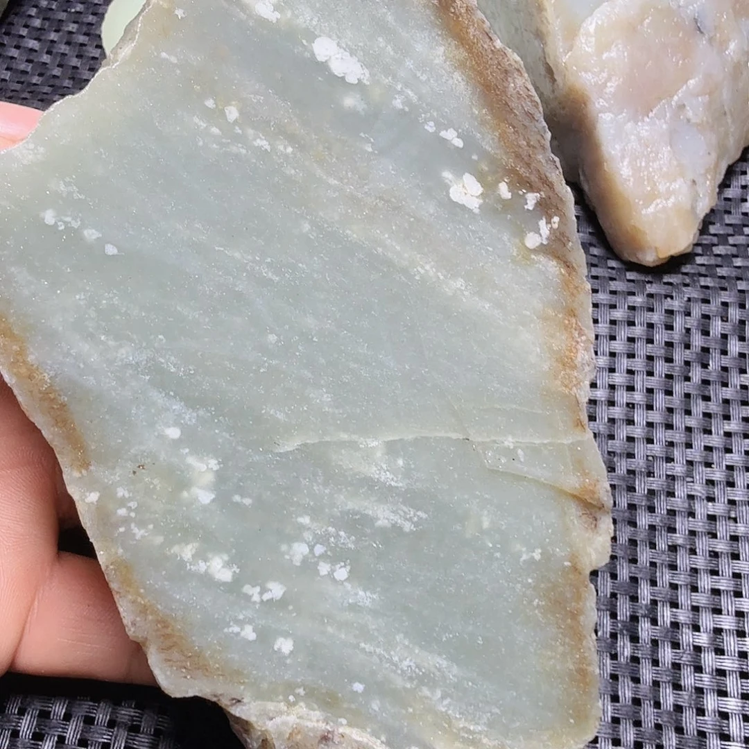 和田玉（糖玉）未镶嵌珠宝半成品