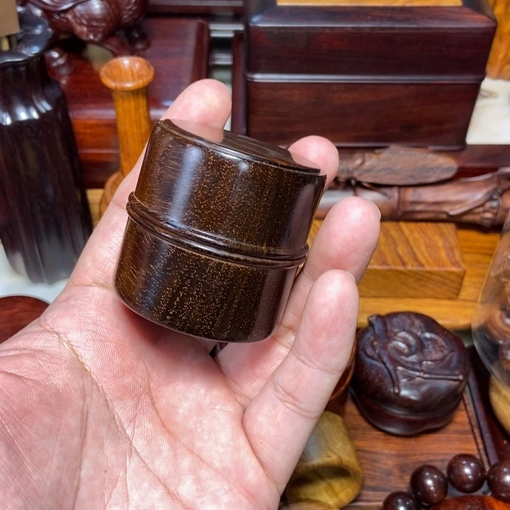 交趾黄檀（大红酸枝）扳指盒