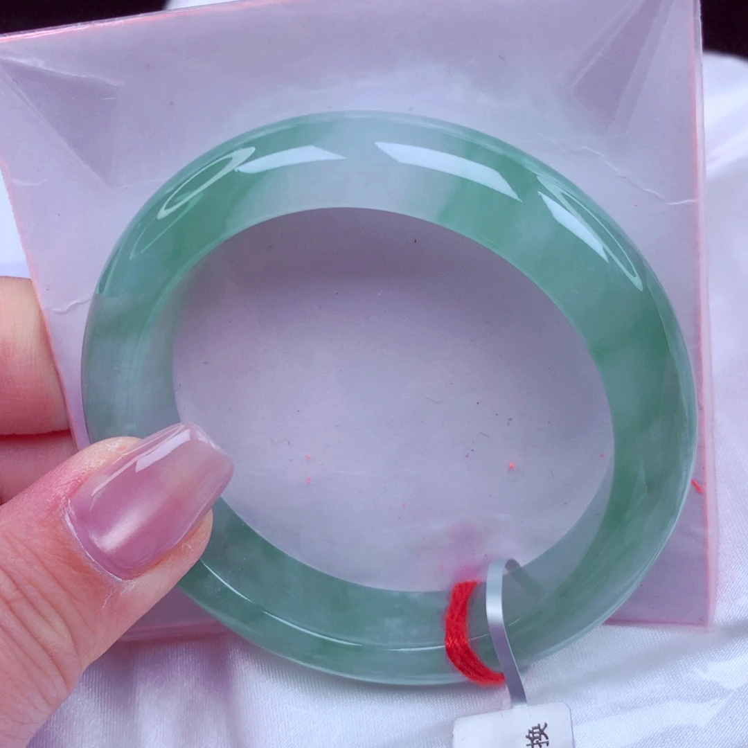 翡翠未镶嵌手镯手镯