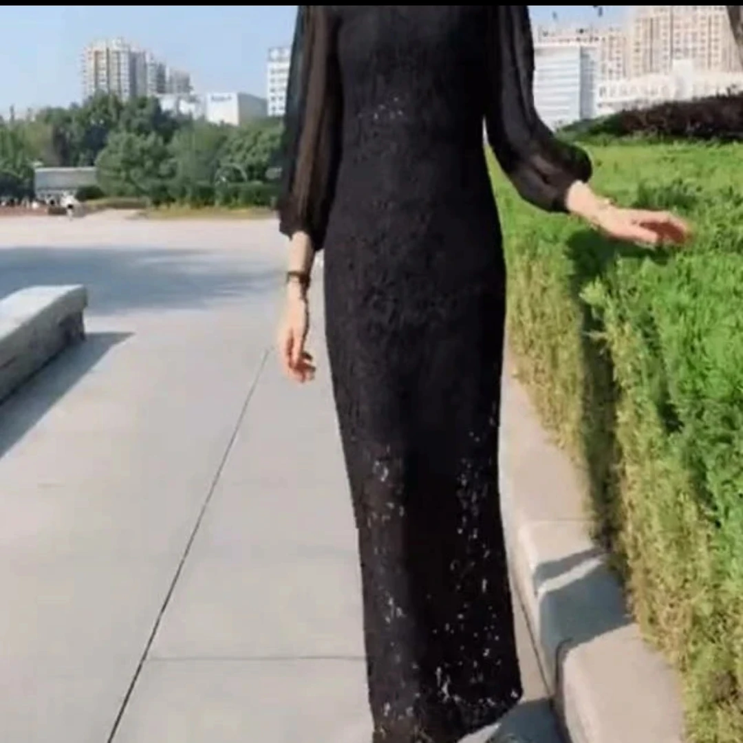 新款时尚黑色修身中长款气质连衣裙蕾丝