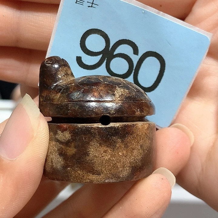 用***3和田玉未镶嵌把件