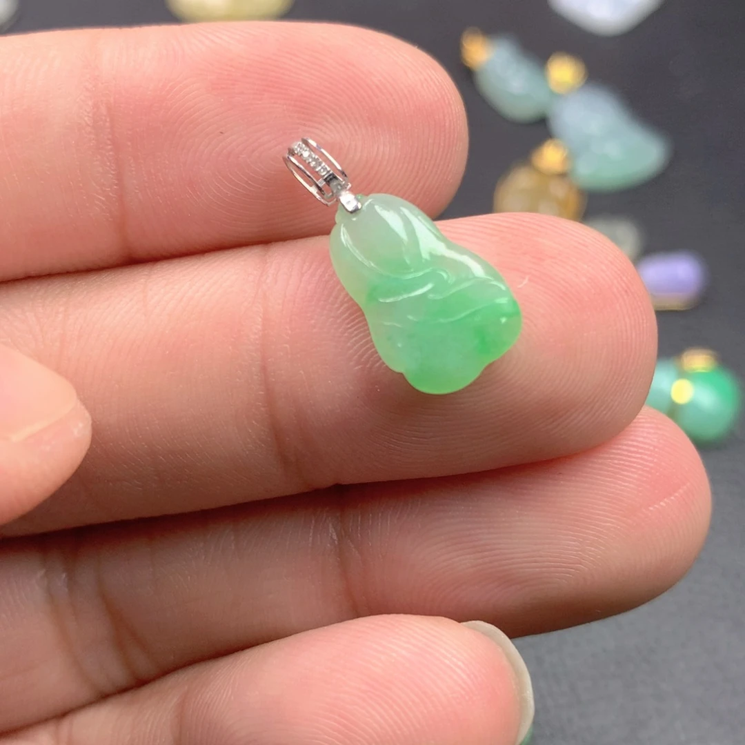 【闪购商品】颈饰18K金镶嵌翡翠翡翠