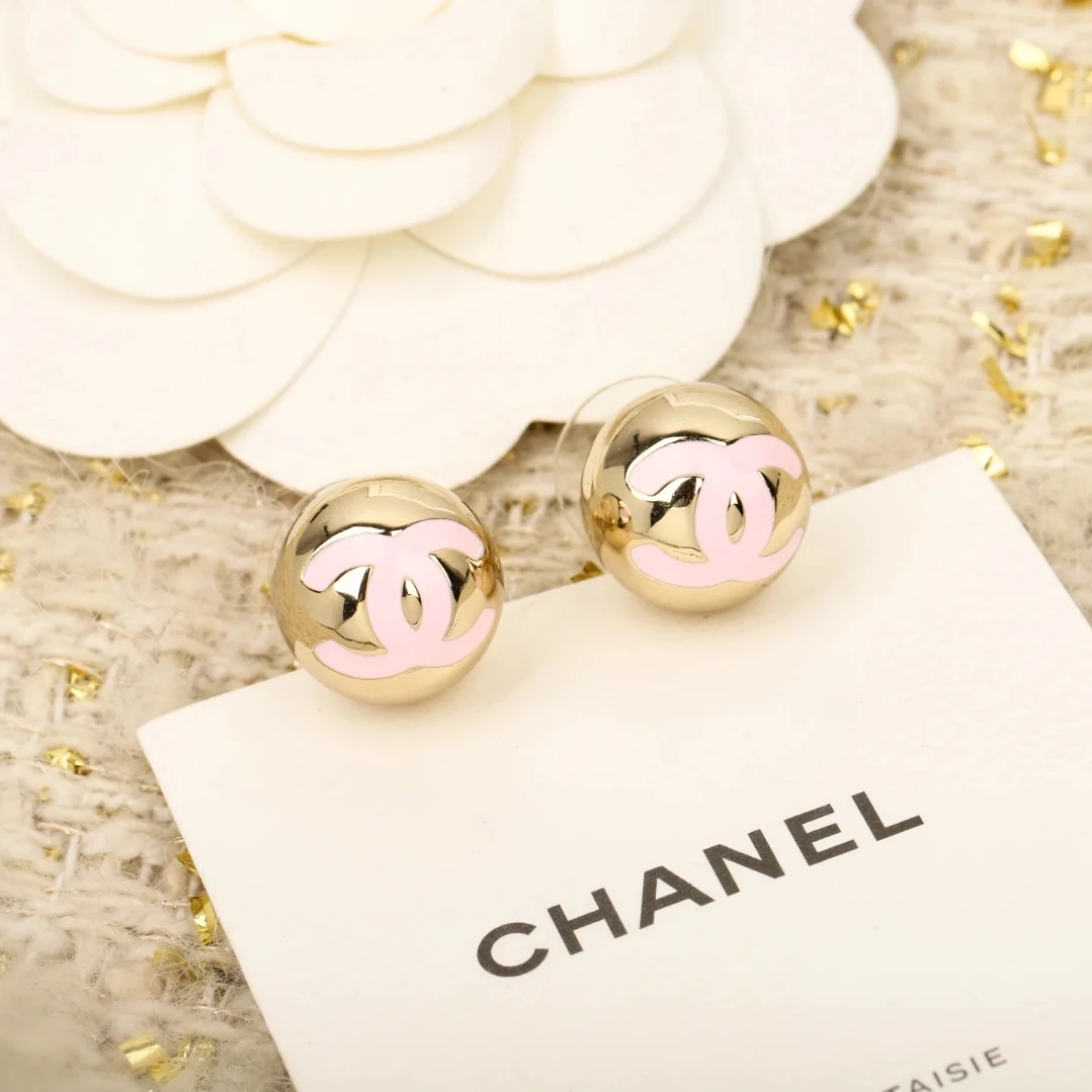 未使用 Chanel/香奈儿 耳钉25年球形亮面粉色珐琅