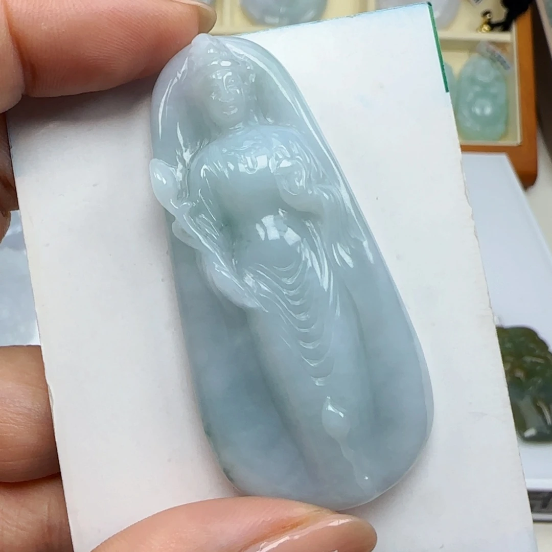 淄***型颈饰未镶嵌翡翠