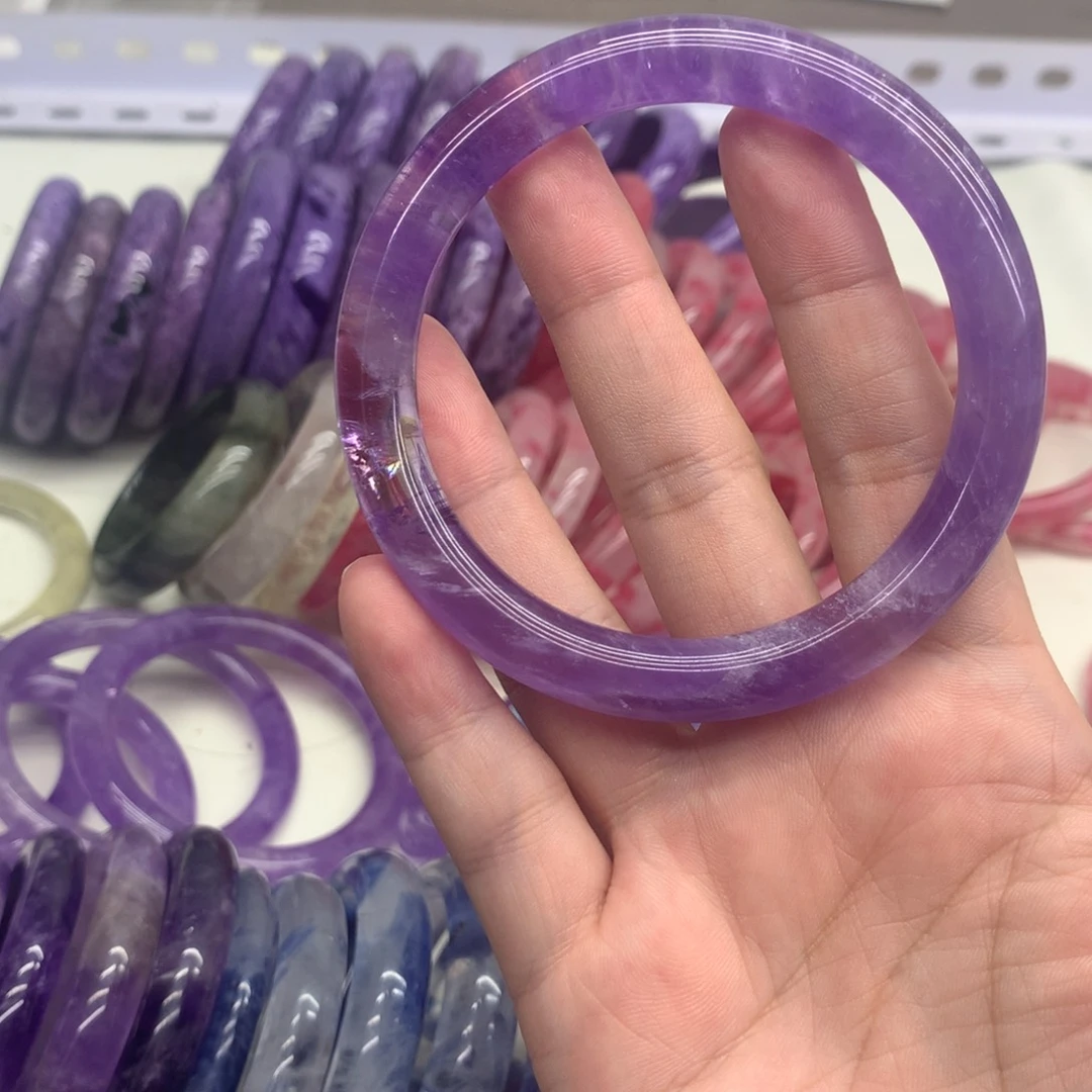 爱***己水晶手镯未镶嵌紫水晶