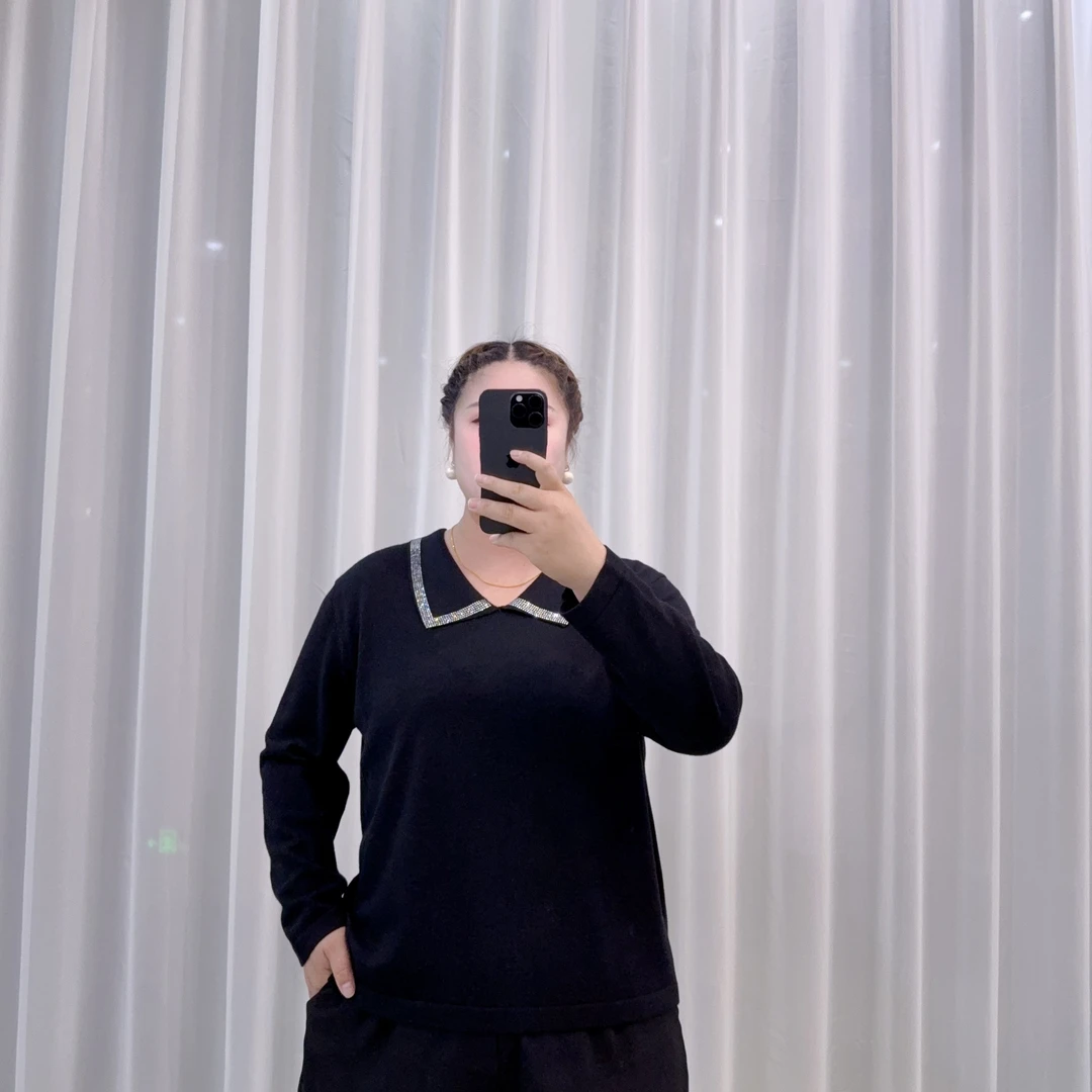 275【秋冬】黑色POLO领烫钻洋气百搭新款针织大码妈妈装上衣打底衫