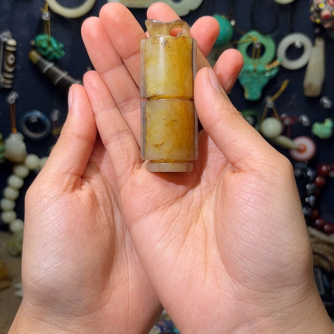 未镶嵌和田玉（糖玉）挂件