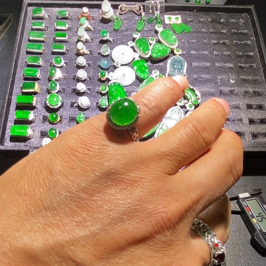 翡翠未镶嵌戒指A货翡翠6