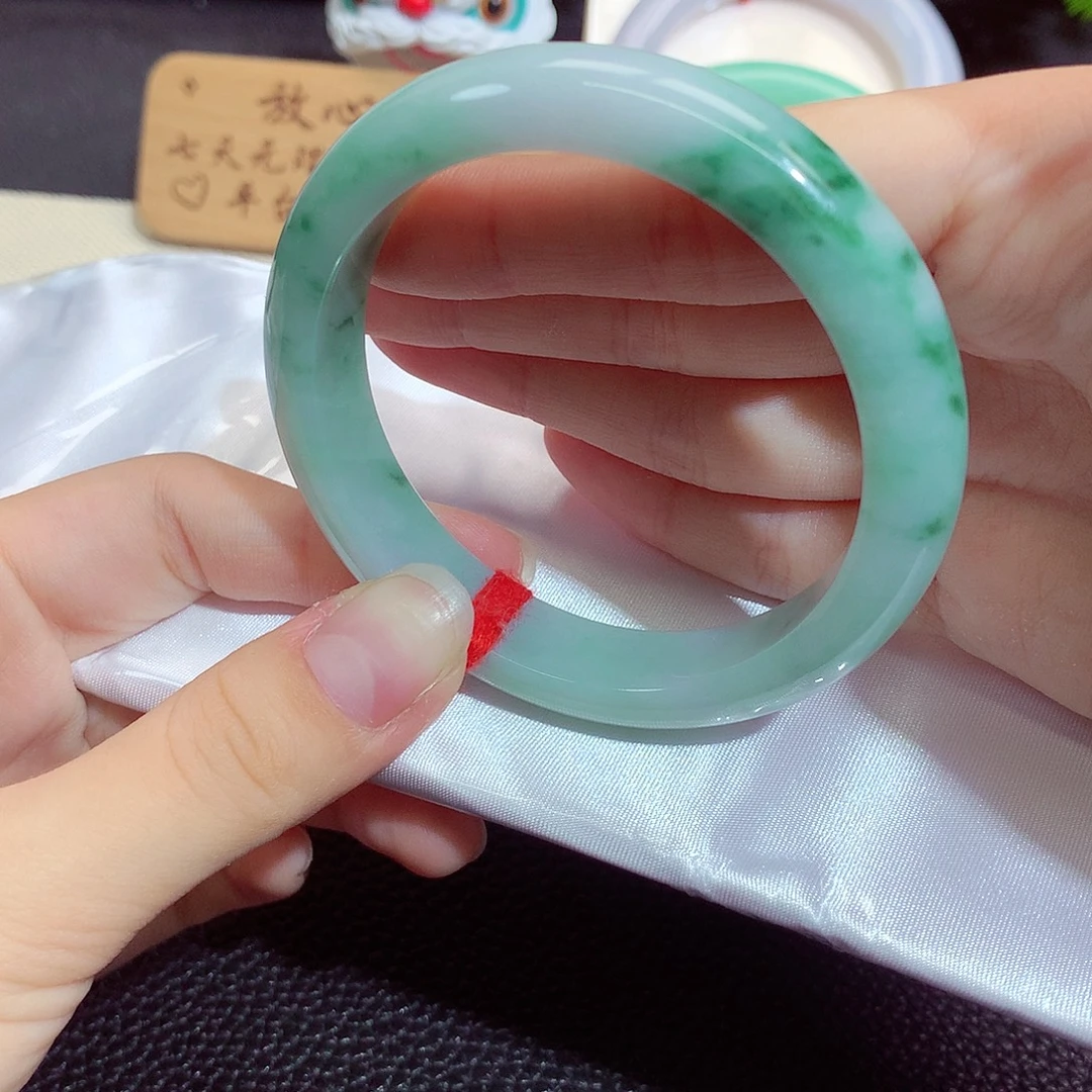 翡翠未镶嵌手镯1202