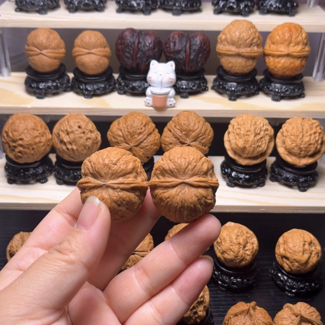 文玩核桃吊坠46w狮子头37尺