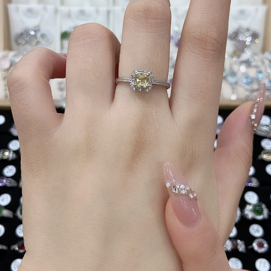 思***M黄晶银S925镶嵌戒指