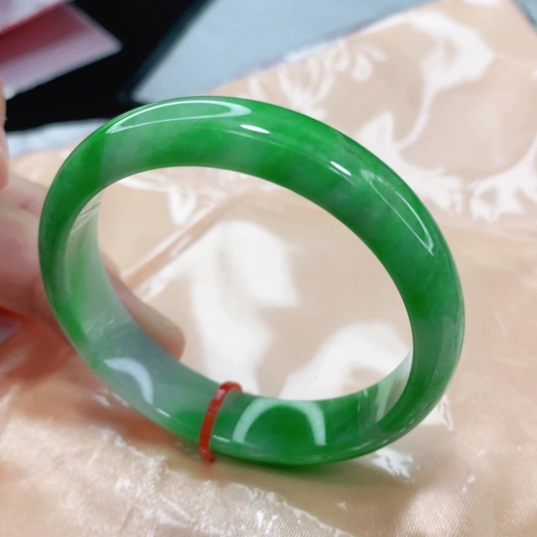 翡翠手镯未镶嵌50.8圈口
