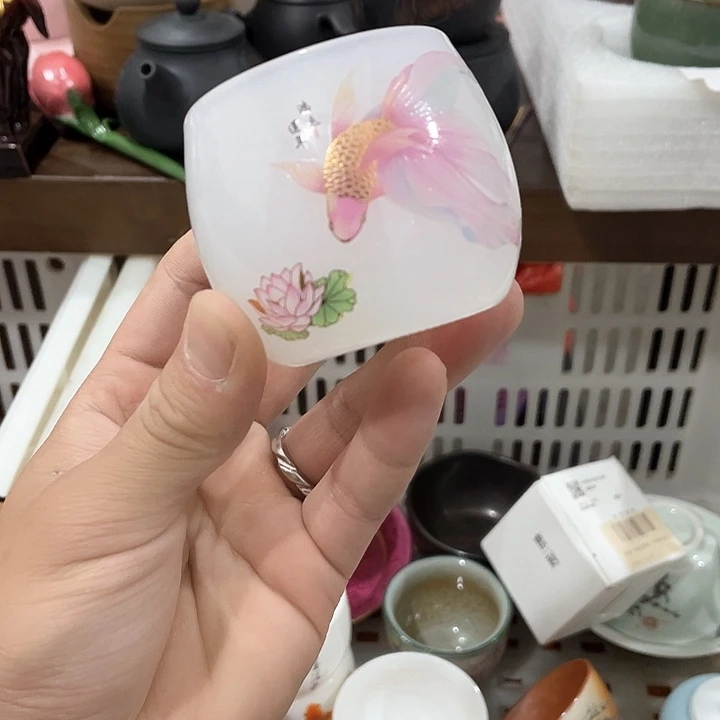 陶瓷茶具全部清清完回家过年