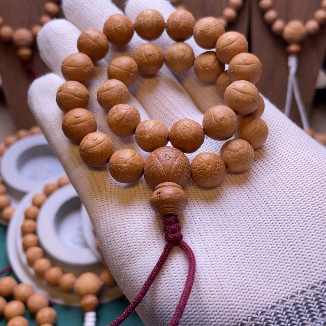 凤眼菩提吊坠11.8mm到12mm精挑大眼手持