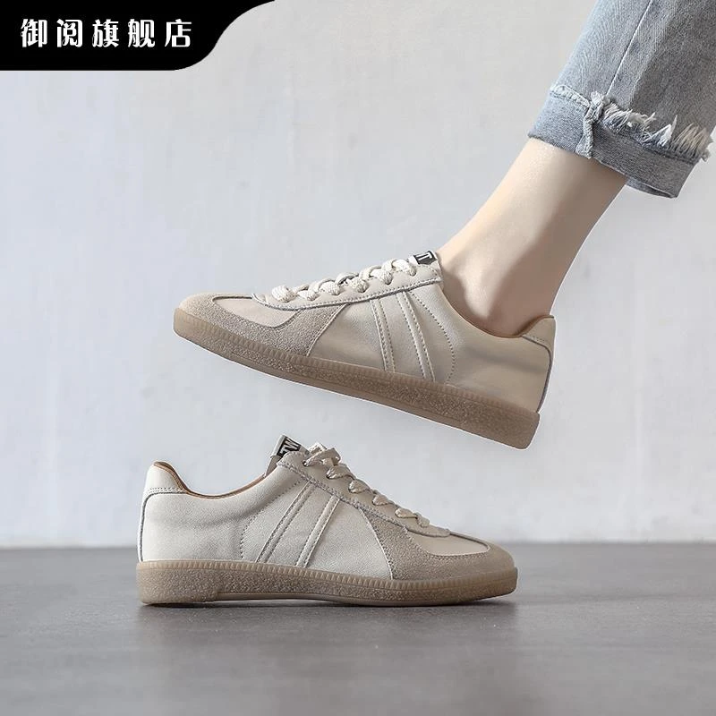 御阅小白鞋女2025新款软底软面舒适复古休闲百搭运动潮流平底板鞋