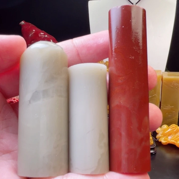 寿山石结晶通透椭圆章