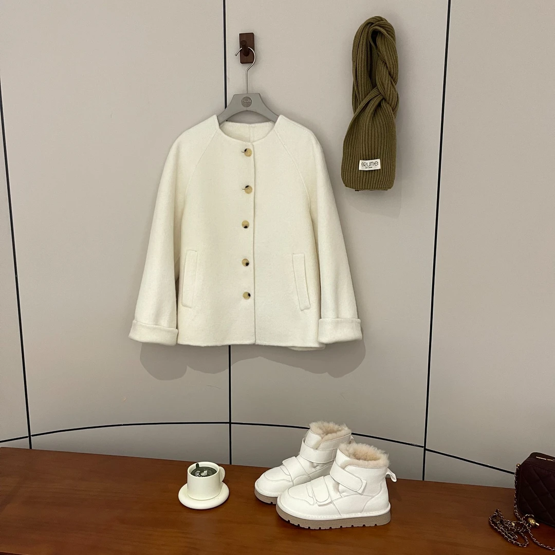 新款气质休闲韩简约圆领长袖毛呢外套DM168