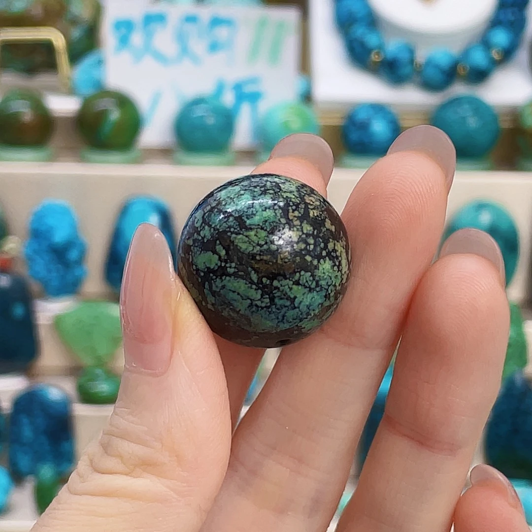 绿松石未镶嵌颈饰