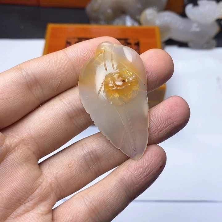 玛瑙/玉髓吊坠未镶嵌笑*咪