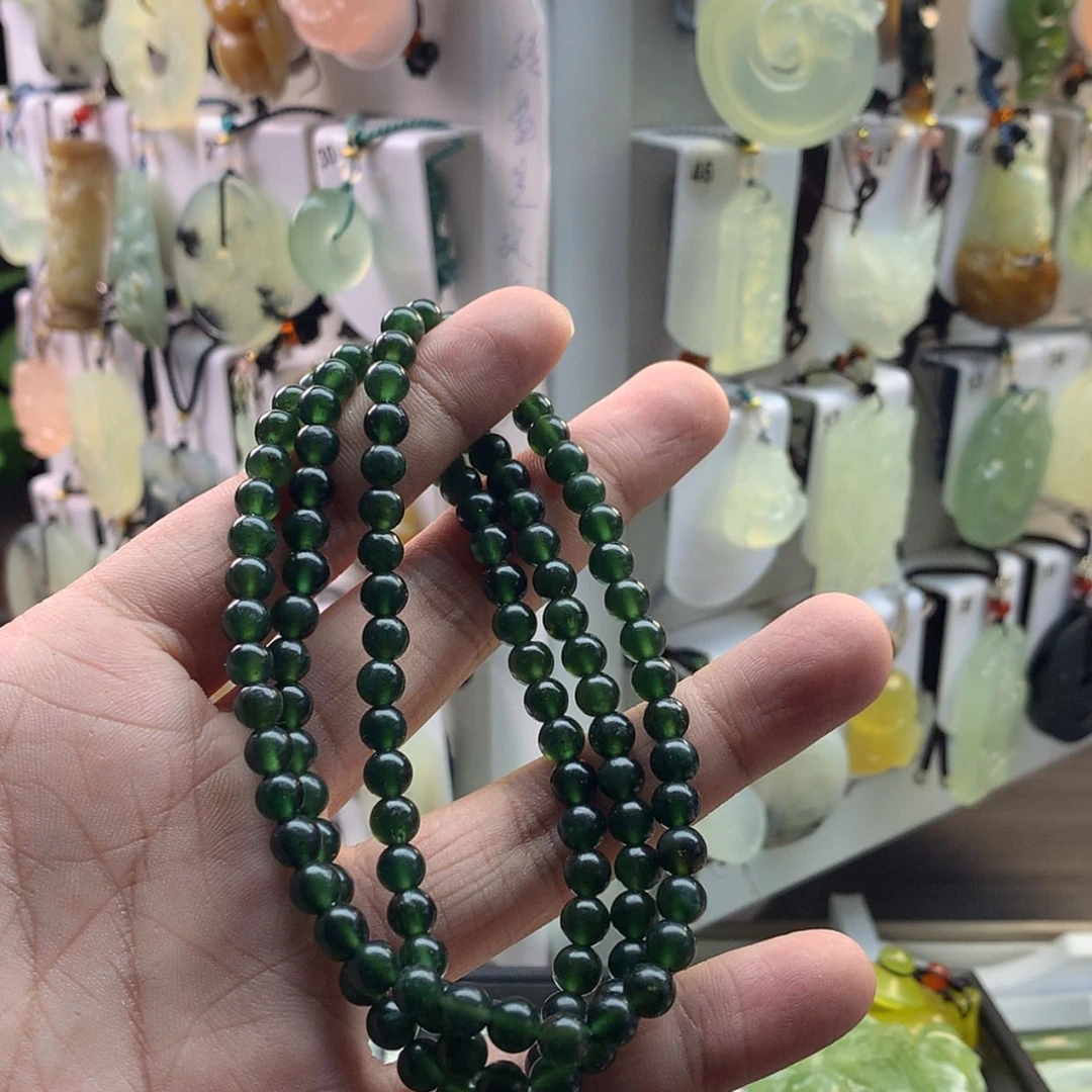 【闪购商品】蛇纹石玉颈饰未镶嵌