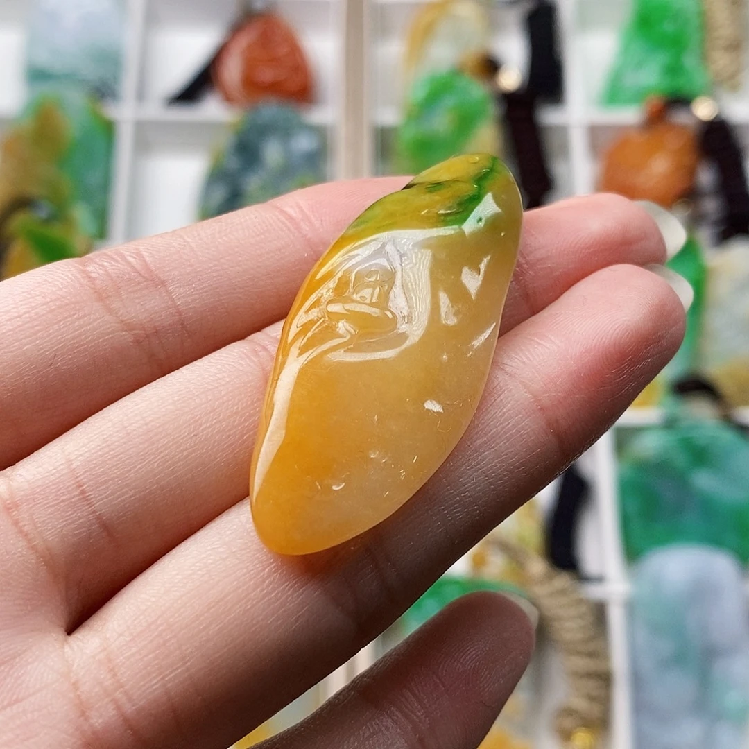 定制翡翠未镶嵌翡翠