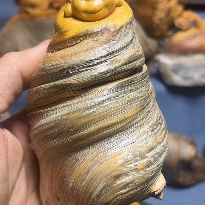 骆***驼太行崖柏工艺小件