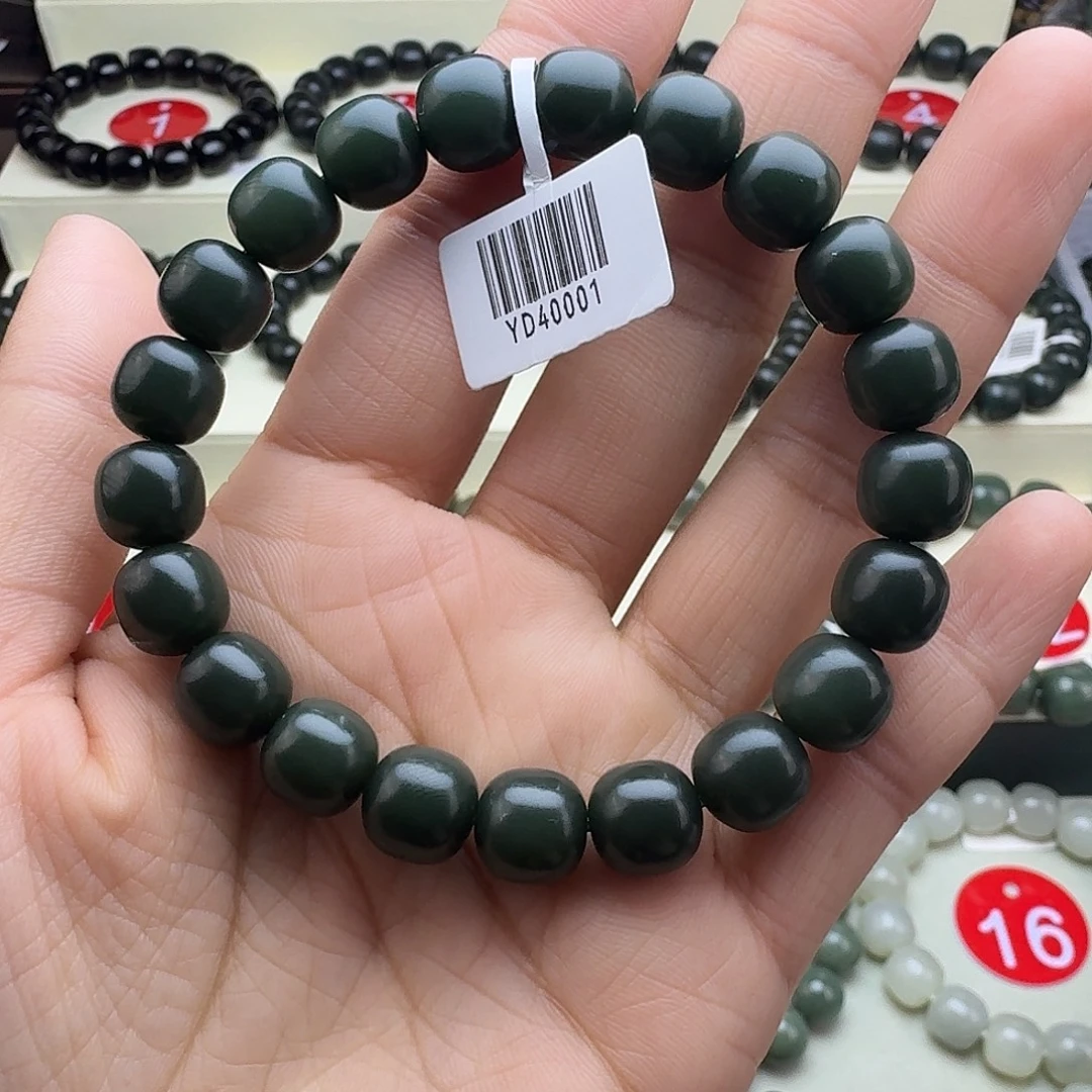 和田玉未镶嵌手串