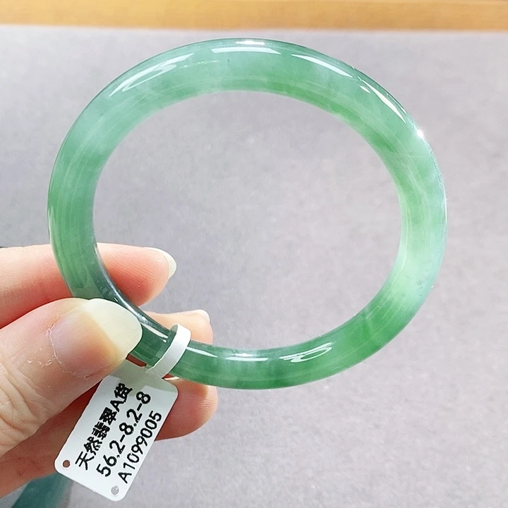 【闪购商品】未镶嵌手镯翡翠