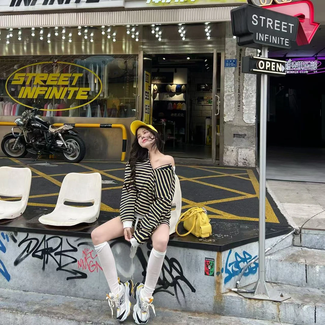 DACPAN-“小黄蜂”条纹卫衣裙裤套装2025/盼·PP 61296