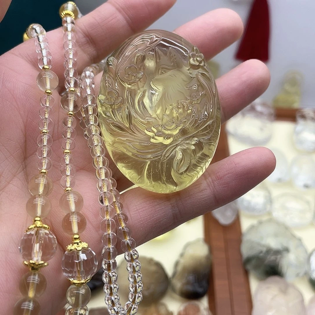 水晶吊坠(赠链)未镶嵌可***泡