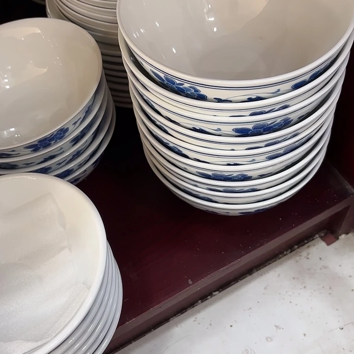 星***！17.5公分，高脚斗地兰花两个