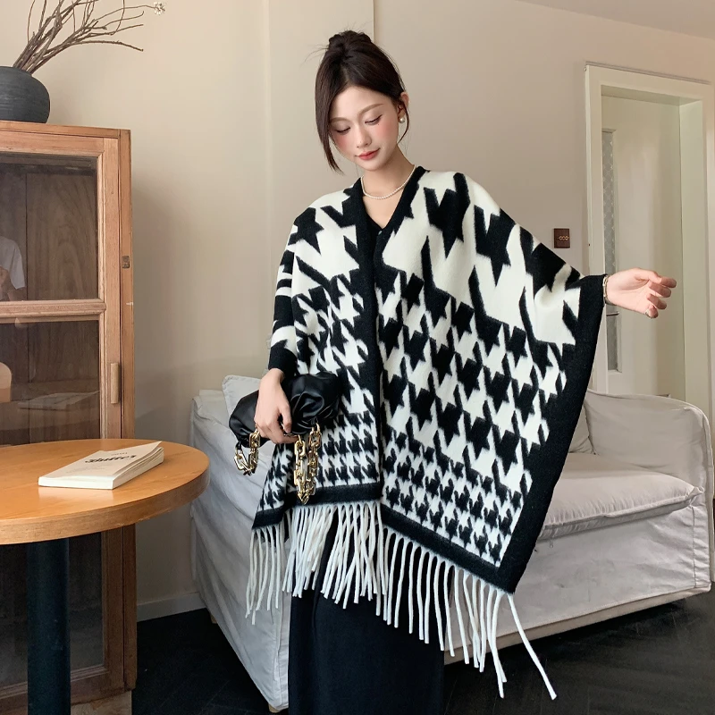 英国Cosp Kosp 百搭旅游拍照围巾韩系氛围感加厚保暖防风披肩斗篷