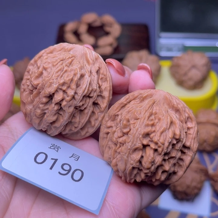 文玩核桃把件四座楼42.0190