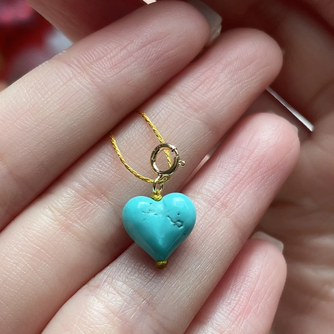 绿松石未镶嵌颈饰