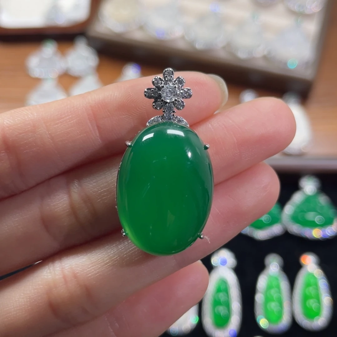 妥***咪玛瑙/玉髓合金颈饰