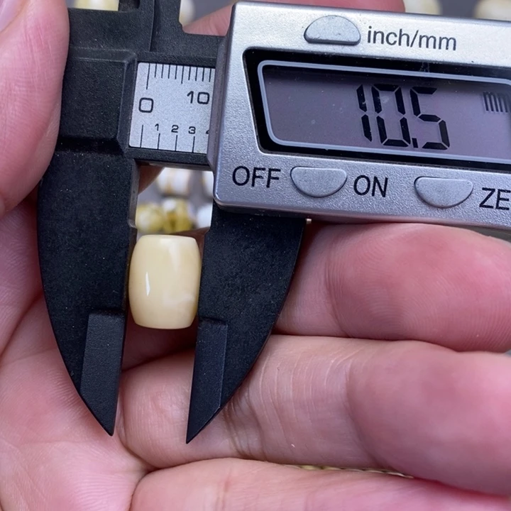 蜜蜡裸石未镶嵌桶珠