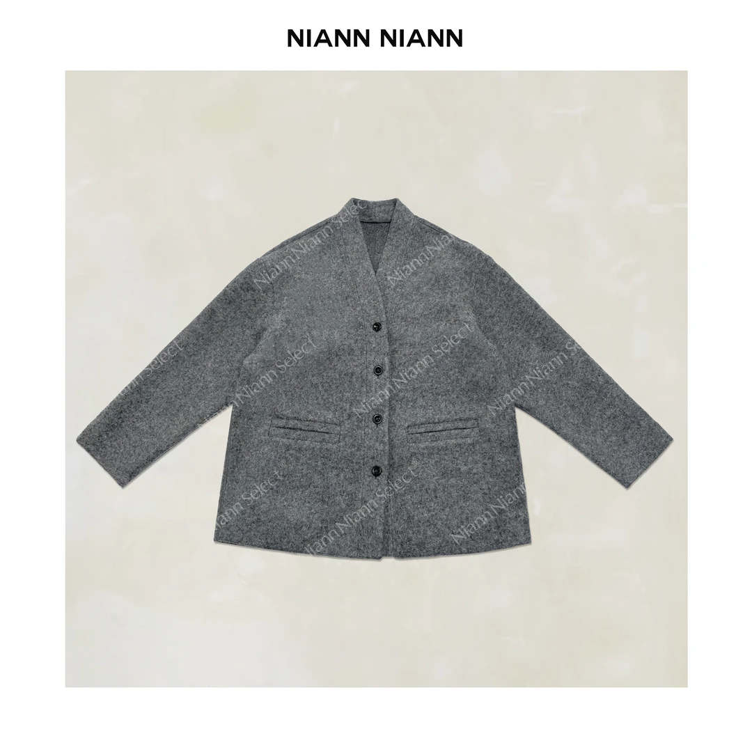 NiannNiann 新品女装复古松弛感V领单排扣羊毛开衫外套16157