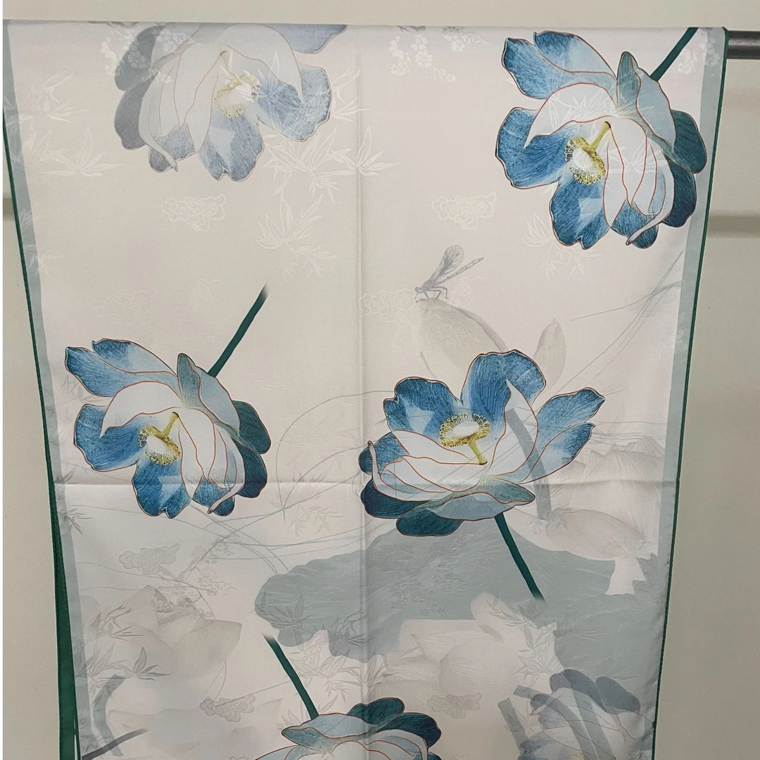 #098  素色荷花  70*180长巾