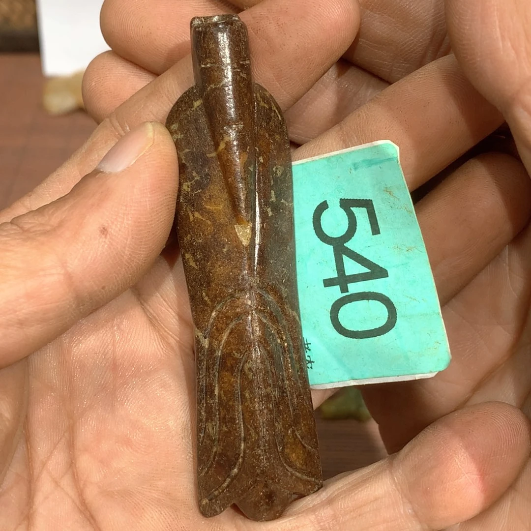 未镶嵌和田玉挂件