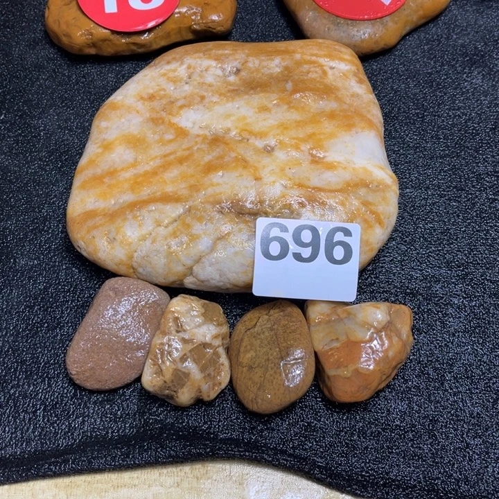 c***z香榧木木头人的名字和人物