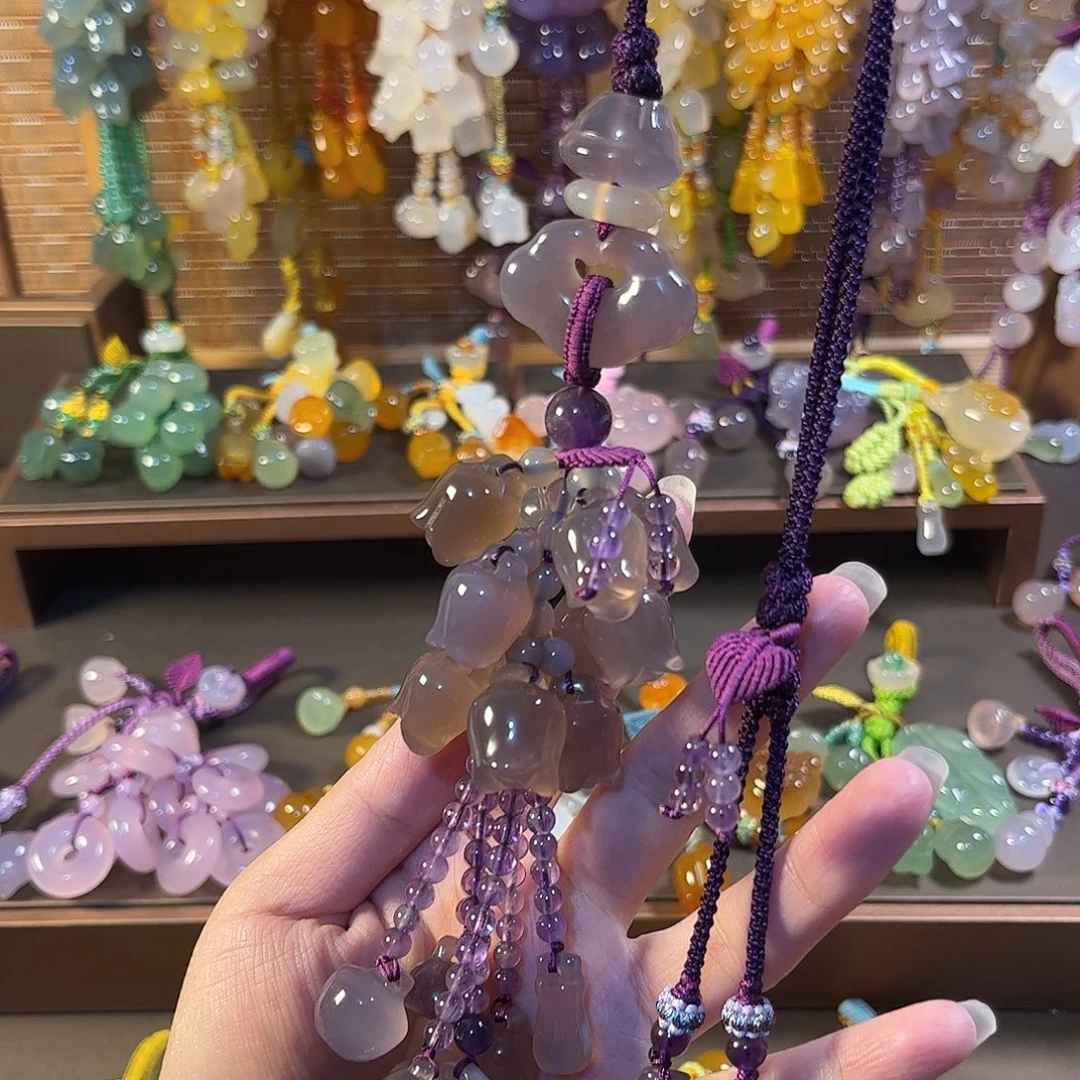 余***影玛瑙/玉髓未镶嵌车挂福利款汽车挂件