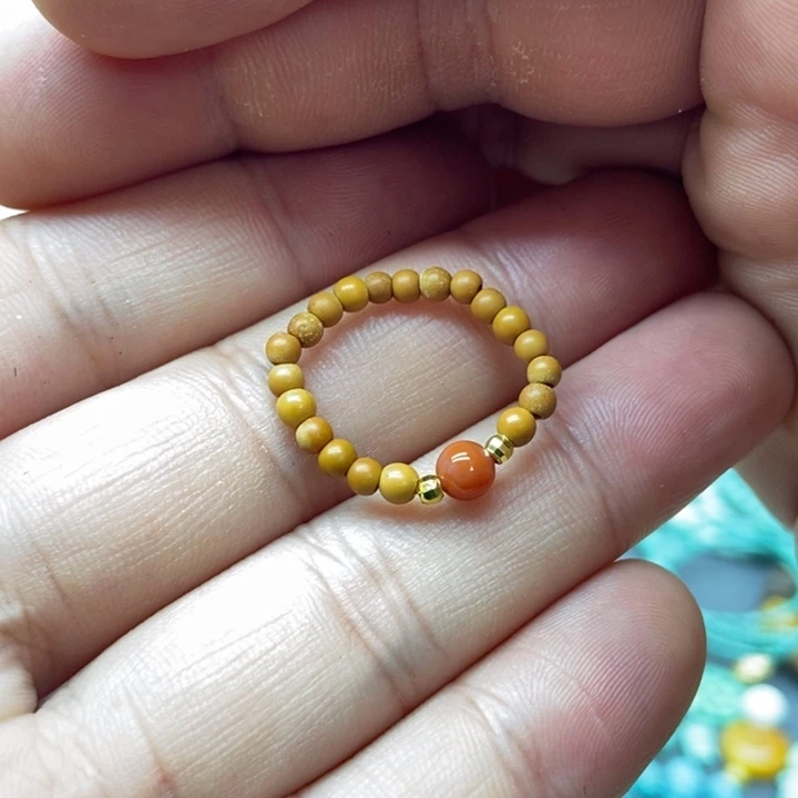 琥珀未镶嵌裸石配饰