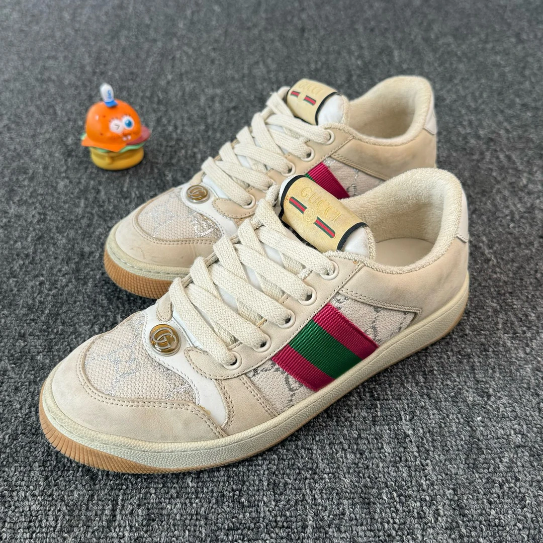 95新 GUCCI/古驰 款式：Gucci古驰粉白脏脏鞋 尺码：36 HB558