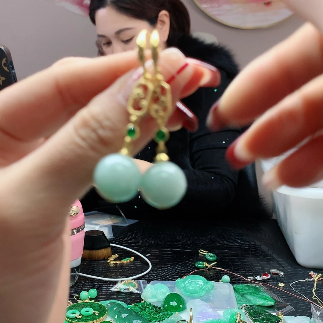 【闪购商品】翡翠耳饰未镶嵌，