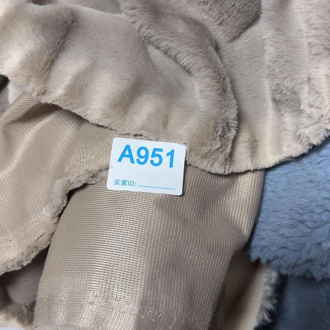 灰色高密兔毛14元2米951