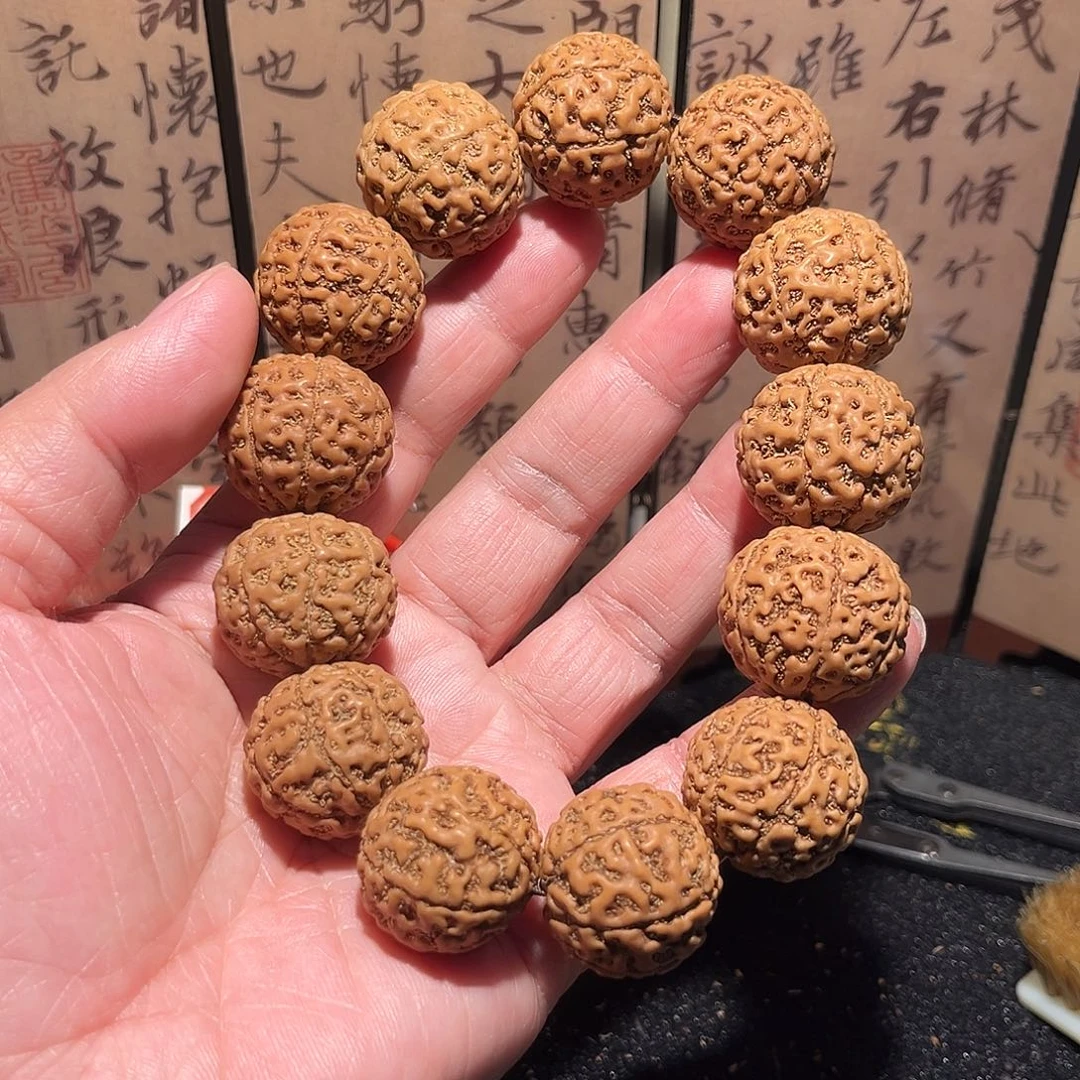 金刚菩提手串7瓣卡24。5号