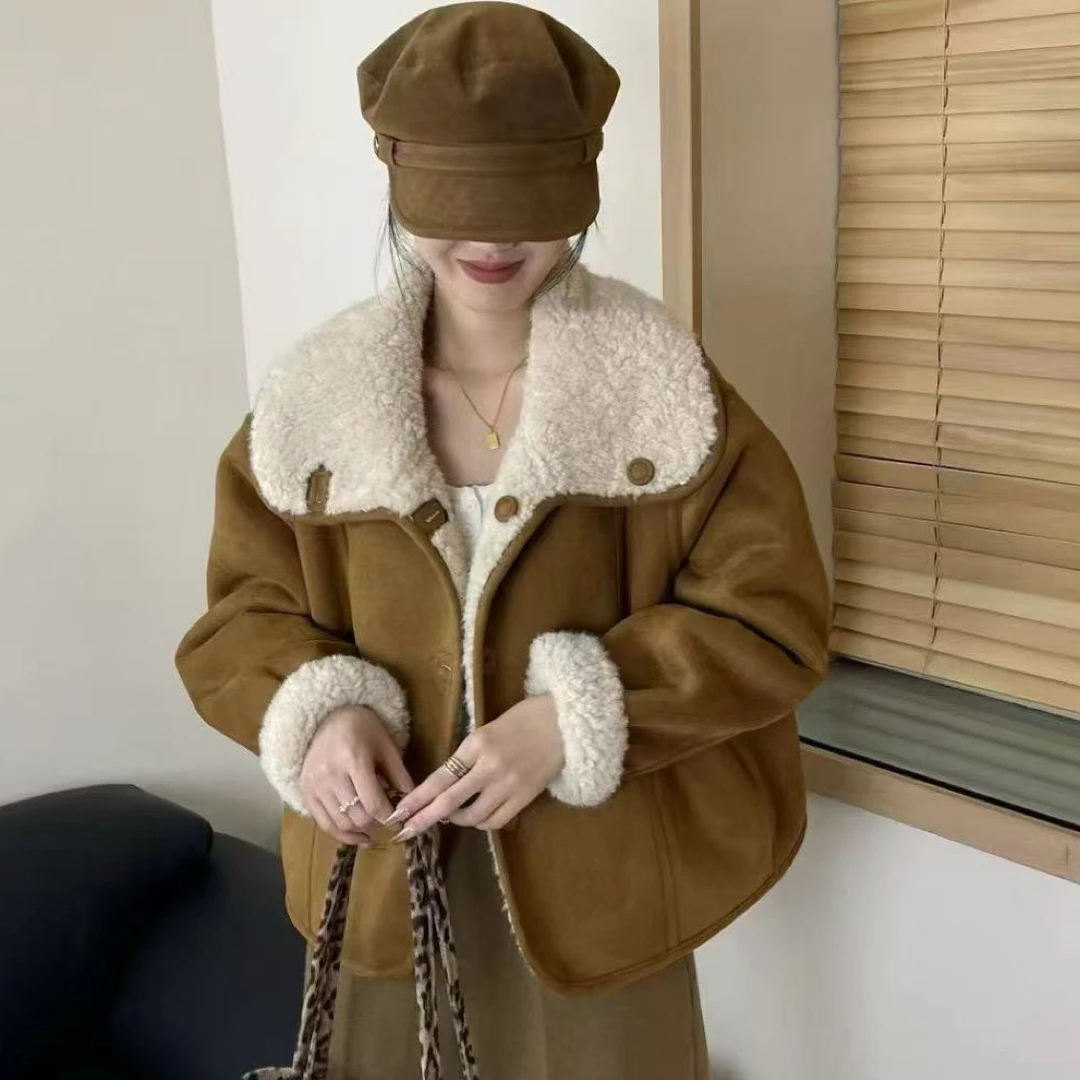 纯色翻领皮毛一体冬季新款慵懒风外套百搭洋气版